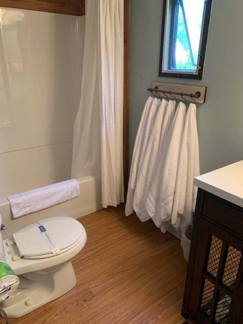 bathroom cabins